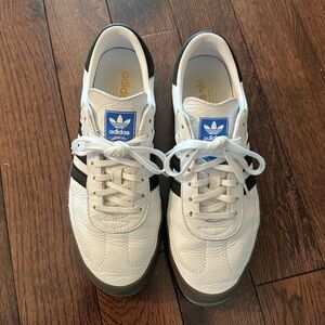 Adidas platform size 10